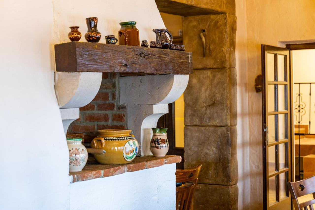 Oereghegyi Bika Panzio B&B Alba Regalǎ